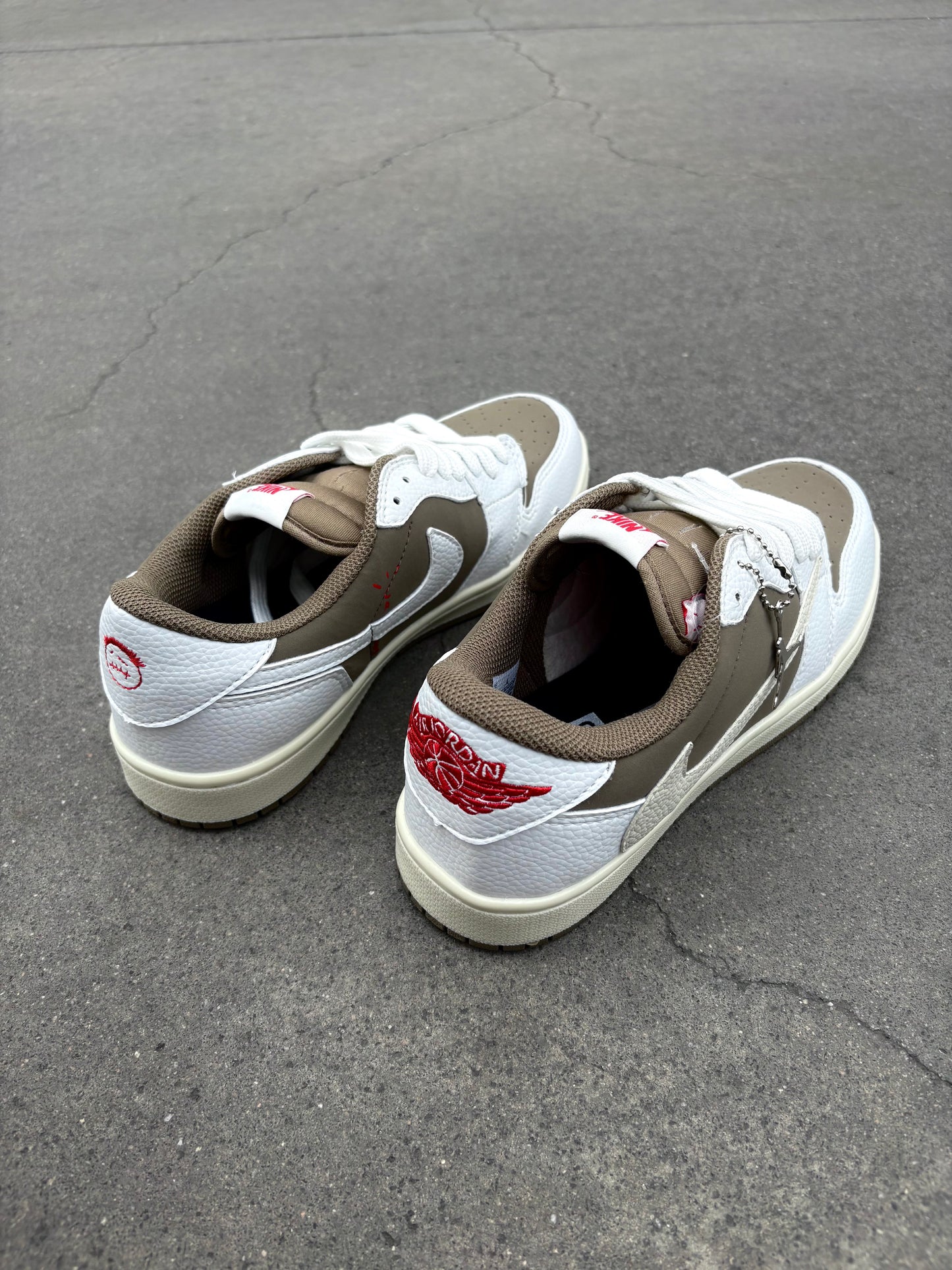 Nike Travis Scott Marron